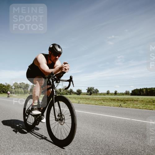 07.09.2025 - 19. Norderstedt Triathlon Michael Burmester http://msf.ph/oto/8859555 07.09.2025 12:45:27 Radfahren 222, 308, 351, 739 meine-sportfotos.de