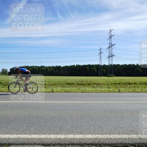07.09.2025 - 19. Norderstedt Triathlon Michael Burmester http://msf.ph/oto/8859557 07.09.2025 11:40:07 Radfahren 846 meine-sportfotos.de