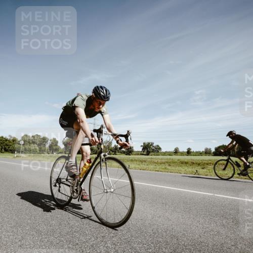 07.09.2025 - 19. Norderstedt Triathlon Michael Burmester http://msf.ph/oto/8859597 07.09.2025 12:45:50 Radfahren 188 meine-sportfotos.de