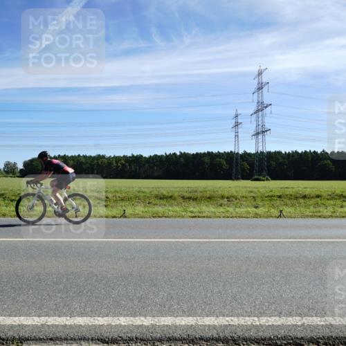 07.09.2025 - 19. Norderstedt Triathlon Michael Burmester http://msf.ph/oto/8859631 07.09.2025 11:40:49 Radfahren 748, 779, 1358 meine-sportfotos.de