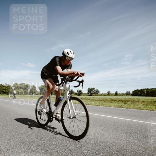 07.09.2025 - 19. Norderstedt Triathlon Michael Burmester http://msf.ph/oto/8859663 07.09.2025 12:46:40 Radfahren 1326 meine-sportfotos.de