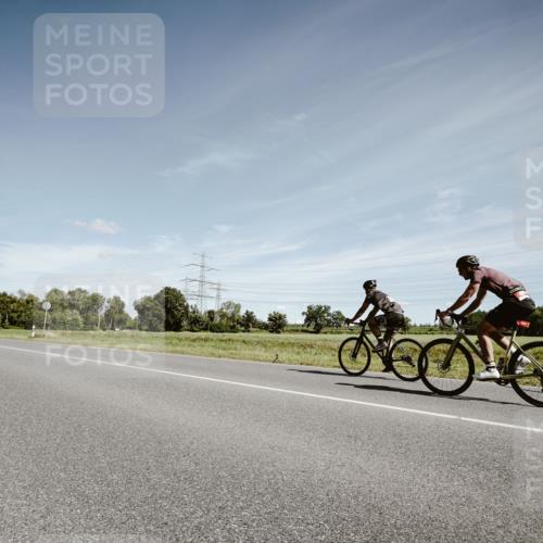 07.09.2025 - 19. Norderstedt Triathlon Michael Burmester http://msf.ph/oto/8859670 07.09.2025 12:46:47 Radfahren  meine-sportfotos.de