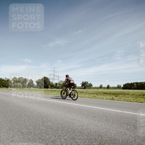 07.09.2025 - 19. Norderstedt Triathlon Michael Burmester http://msf.ph/oto/8859673 07.09.2025 12:46:48 Radfahren  meine-sportfotos.de
