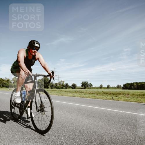 07.09.2025 - 19. Norderstedt Triathlon Michael Burmester http://msf.ph/oto/8859758 07.09.2025 12:47:57 Radfahren 700, 744 meine-sportfotos.de