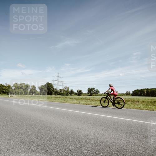 07.09.2025 - 19. Norderstedt Triathlon Michael Burmester http://msf.ph/oto/8859761 07.09.2025 12:47:58 Radfahren 700, 744 meine-sportfotos.de
