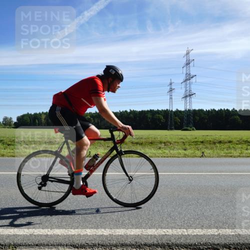 07.09.2025 - 19. Norderstedt Triathlon Michael Burmester http://msf.ph/oto/8859848 07.09.2025 11:42:56 Radfahren 233, 857 meine-sportfotos.de
