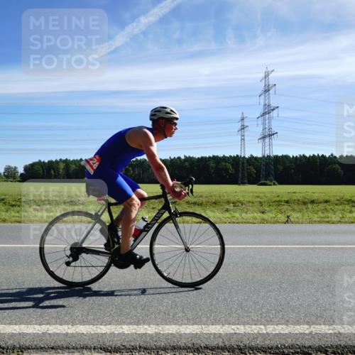 07.09.2025 - 19. Norderstedt Triathlon Michael Burmester http://msf.ph/oto/8859895 07.09.2025 11:43:40 Radfahren 830, 1228 meine-sportfotos.de
