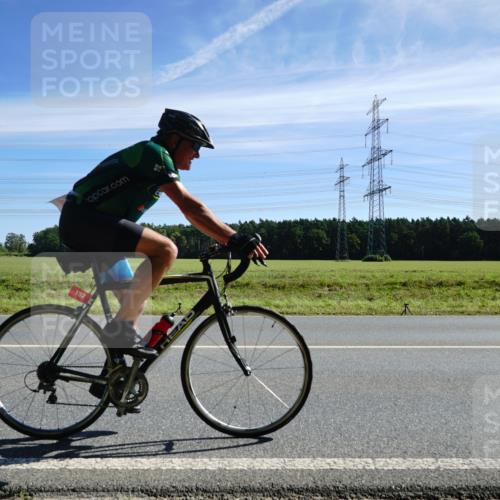 07.09.2025 - 19. Norderstedt Triathlon Michael Burmester http://msf.ph/oto/8859965 07.09.2025 11:44:39 Radfahren 152, 1327 meine-sportfotos.de
