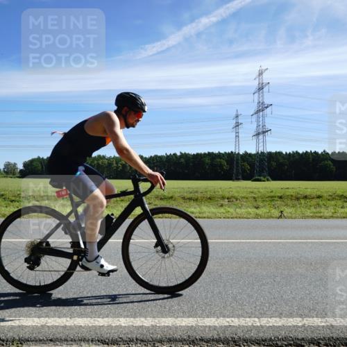 07.09.2025 - 19. Norderstedt Triathlon Michael Burmester http://msf.ph/oto/8860069 07.09.2025 11:46:00 Radfahren 162, 163, 170, 1383 meine-sportfotos.de