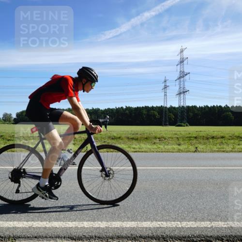 07.09.2025 - 19. Norderstedt Triathlon Michael Burmester http://msf.ph/oto/8860079 07.09.2025 11:46:13 Radfahren 862 meine-sportfotos.de