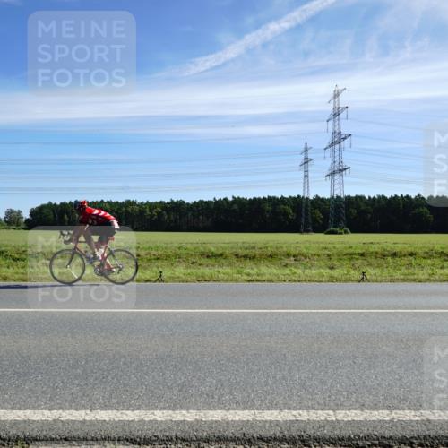 07.09.2025 - 19. Norderstedt Triathlon Michael Burmester http://msf.ph/oto/8860083 07.09.2025 11:46:17 Radfahren 862 meine-sportfotos.de