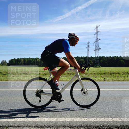 07.09.2025 - 19. Norderstedt Triathlon Michael Burmester http://msf.ph/oto/8860088 07.09.2025 11:46:21 Radfahren 1306 meine-sportfotos.de