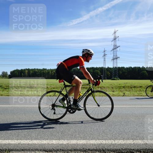 07.09.2025 - 19. Norderstedt Triathlon Michael Burmester http://msf.ph/oto/8860153 07.09.2025 11:46:51 Radfahren 736, 1258, 1333 meine-sportfotos.de
