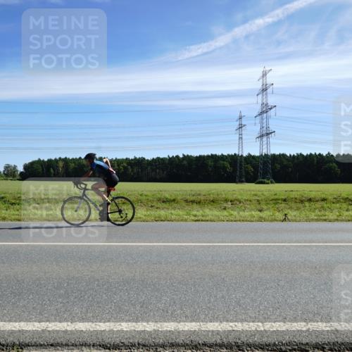 07.09.2025 - 19. Norderstedt Triathlon Michael Burmester http://msf.ph/oto/8860252 07.09.2025 11:47:53 Radfahren 822 meine-sportfotos.de