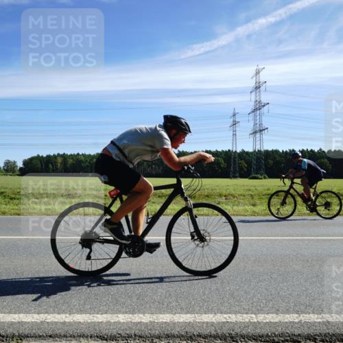 07.09.2025 - 19. Norderstedt Triathlon Michael Burmester http://msf.ph/oto/8860280 07.09.2025 11:48:14 Radfahren 154, 801 meine-sportfotos.de