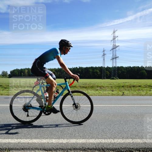 07.09.2025 - 19. Norderstedt Triathlon Michael Burmester http://msf.ph/oto/8860492 07.09.2025 11:51:10 Radfahren 1239 meine-sportfotos.de