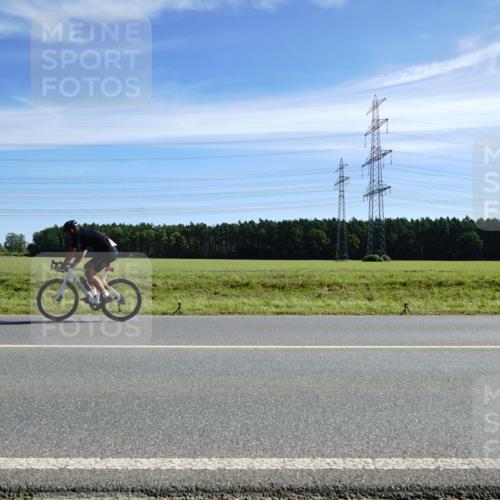 07.09.2025 - 19. Norderstedt Triathlon Michael Burmester http://msf.ph/oto/8860586 07.09.2025 11:52:17 Radfahren 184, 719 meine-sportfotos.de