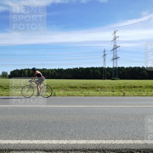 07.09.2025 - 19. Norderstedt Triathlon Michael Burmester http://msf.ph/oto/8860618 07.09.2025 11:52:27 Radfahren 731 meine-sportfotos.de