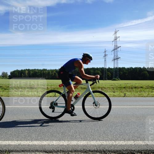 07.09.2025 - 19. Norderstedt Triathlon Michael Burmester http://msf.ph/oto/8860646 07.09.2025 11:52:50 Radfahren 136, 791, 837 meine-sportfotos.de