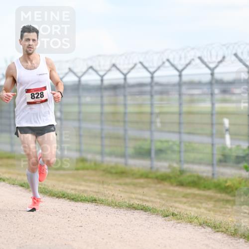 14.09.2025 - Airport Race Dr. Thomas Lammeyer http://msf.ph/oto/8860775 14.09.2025 11:50:00 Laufen 828 meine-sportfotos.de