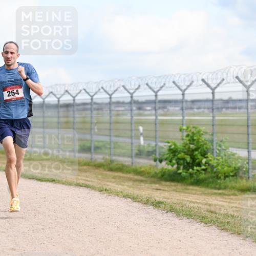 14.09.2025 - Airport Race Dr. Thomas Lammeyer http://msf.ph/oto/8860808 14.09.2025 11:50:29 Laufen 254 meine-sportfotos.de