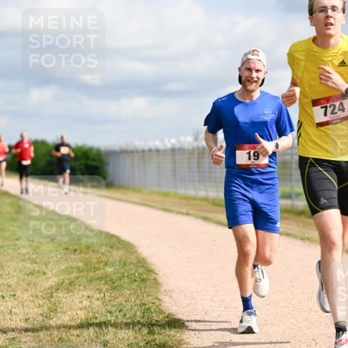 14.09.2025 - Airport Race Dr. Thomas Lammeyer http://msf.ph/oto/8861788 14.09.2025 11:58:45 Laufen 19, 6, 724 meine-sportfotos.de