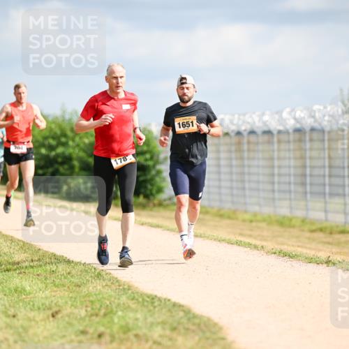 14.09.2025 - Airport Race Dr. Thomas Lammeyer http://msf.ph/oto/8861794 14.09.2025 11:58:49 Laufen 204, 1782, 1651 meine-sportfotos.de