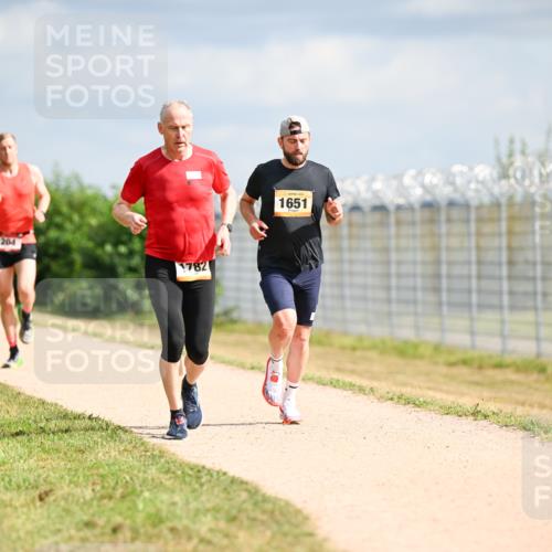 14.09.2025 - Airport Race Dr. Thomas Lammeyer http://msf.ph/oto/8861798 14.09.2025 11:58:50 Laufen 204, 1782, 1651 meine-sportfotos.de