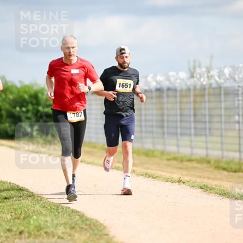 14.09.2025 - Airport Race Dr. Thomas Lammeyer http://msf.ph/oto/8861802 14.09.2025 11:58:50 Laufen 204, 1782, 1651 meine-sportfotos.de