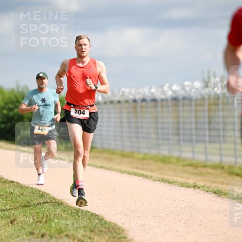 14.09.2025 - Airport Race Dr. Thomas Lammeyer http://msf.ph/oto/8861819 14.09.2025 11:58:54 Laufen 426, 204, 9178 meine-sportfotos.de
