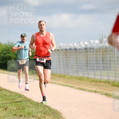 14.09.2025 - Airport Race Dr. Thomas Lammeyer http://msf.ph/oto/8861820 14.09.2025 11:58:54 Laufen 426, 204 meine-sportfotos.de