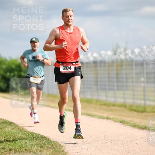 14.09.2025 - Airport Race Dr. Thomas Lammeyer http://msf.ph/oto/8861827 14.09.2025 11:58:55 Laufen 426, 204 meine-sportfotos.de