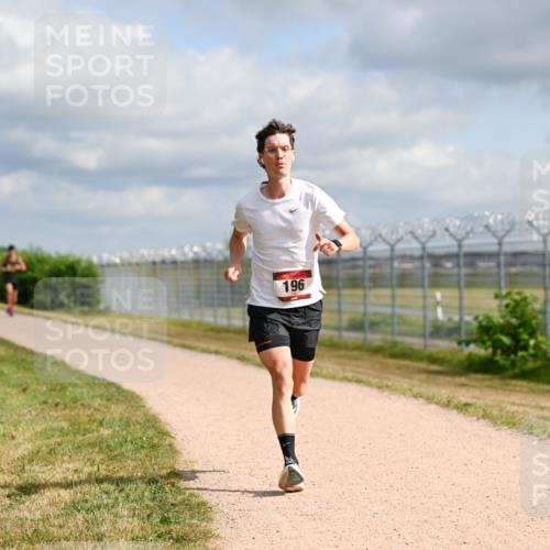 14.09.2025 - Airport Race Dr. Thomas Lammeyer http://msf.ph/oto/8861867 14.09.2025 11:59:03 Laufen 196 meine-sportfotos.de