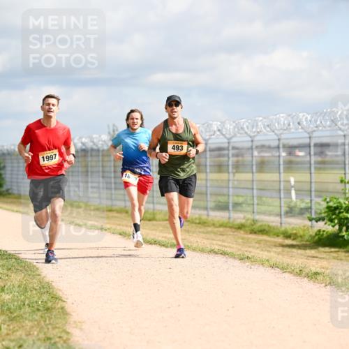 14.09.2025 - Airport Race Dr. Thomas Lammeyer http://msf.ph/oto/8861887 14.09.2025 11:59:11 Laufen 397, 1997, 18, 493 meine-sportfotos.de