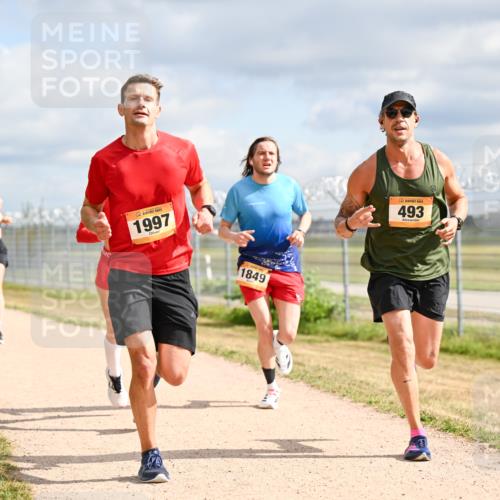 14.09.2025 - Airport Race Dr. Thomas Lammeyer http://msf.ph/oto/8861905 14.09.2025 11:59:14 Laufen 1997, 1849, 493 meine-sportfotos.de