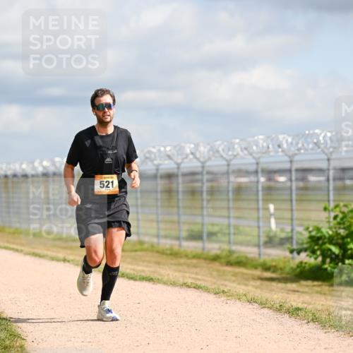 14.09.2025 - Airport Race Dr. Thomas Lammeyer http://msf.ph/oto/8861941 14.09.2025 11:59:25 Laufen 521 meine-sportfotos.de