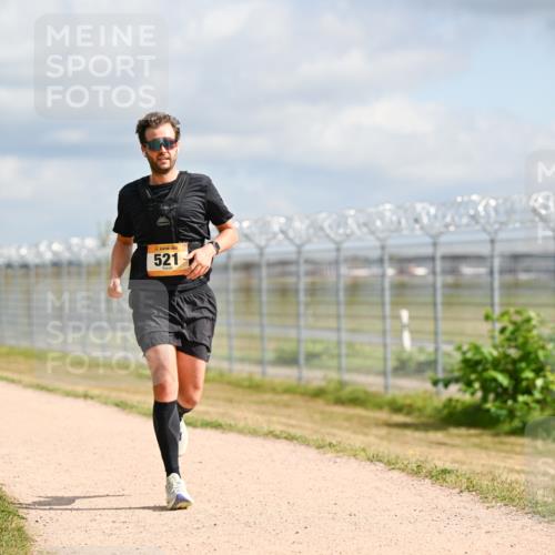 14.09.2025 - Airport Race Dr. Thomas Lammeyer http://msf.ph/oto/8861943 14.09.2025 11:59:25 Laufen 521 meine-sportfotos.de