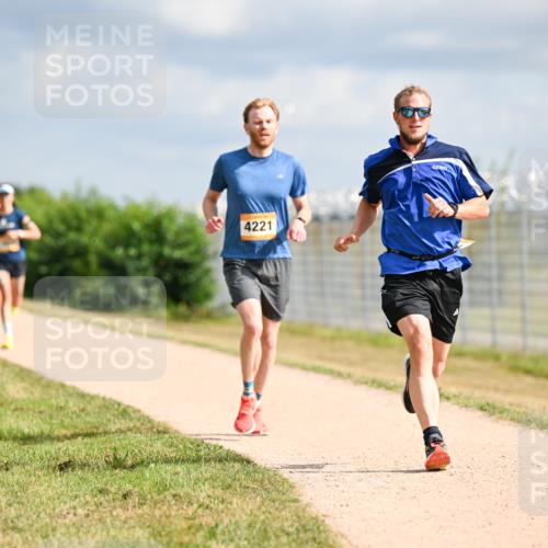14.09.2025 - Airport Race Dr. Thomas Lammeyer http://msf.ph/oto/8861969 14.09.2025 11:59:34 Laufen 4221 meine-sportfotos.de