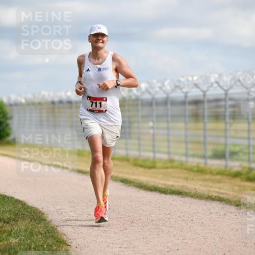 14.09.2025 - Airport Race Dr. Thomas Lammeyer http://msf.ph/oto/8862024 14.09.2025 11:59:46 Laufen 711 meine-sportfotos.de