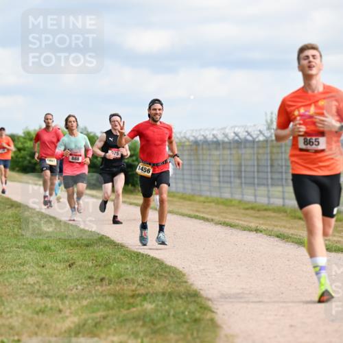 14.09.2025 - Airport Race Dr. Thomas Lammeyer http://msf.ph/oto/8862060 14.09.2025 11:59:55 Laufen 91, 888, 375, 1456, 865 meine-sportfotos.de