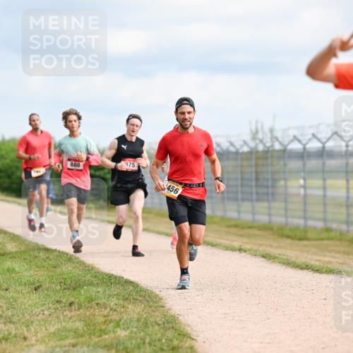 14.09.2025 - Airport Race Dr. Thomas Lammeyer http://msf.ph/oto/8862069 14.09.2025 11:59:56 Laufen 888, 375, 456, 865 meine-sportfotos.de