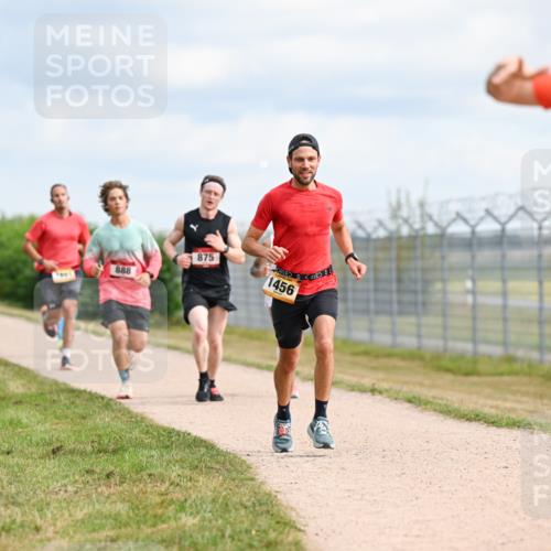 14.09.2025 - Airport Race Dr. Thomas Lammeyer http://msf.ph/oto/8862070 14.09.2025 11:59:56 Laufen 888, 875, 1456, 865 meine-sportfotos.de