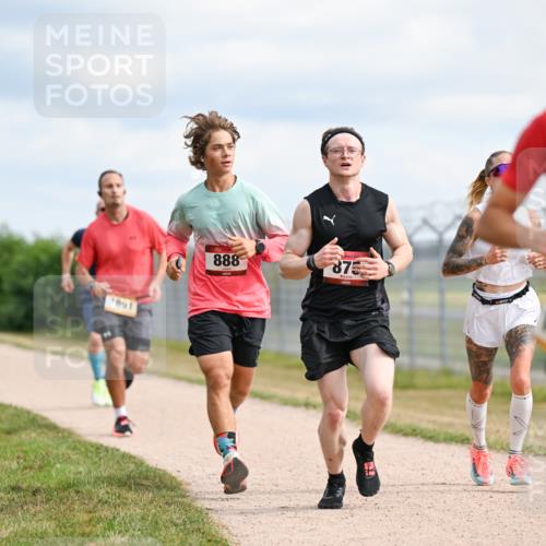 14.09.2025 - Airport Race Dr. Thomas Lammeyer http://msf.ph/oto/8862085 14.09.2025 11:59:59 Laufen 891, 888, 875, 1456 meine-sportfotos.de