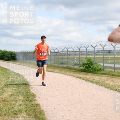 14.09.2025 - Airport Race Dr. Thomas Lammeyer http://msf.ph/oto/8862122 14.09.2025 12:00:05 Laufen 140 meine-sportfotos.de