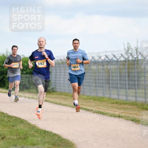 14.09.2025 - Airport Race Dr. Thomas Lammeyer http://msf.ph/oto/8862167 14.09.2025 12:00:40 Laufen 112, 593, 1853 meine-sportfotos.de