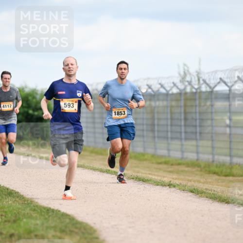 14.09.2025 - Airport Race Dr. Thomas Lammeyer http://msf.ph/oto/8862171 14.09.2025 12:00:41 Laufen 4112, 593, 1853 meine-sportfotos.de