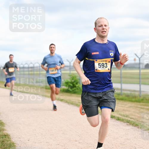 14.09.2025 - Airport Race Dr. Thomas Lammeyer http://msf.ph/oto/8862204 14.09.2025 12:00:46 Laufen 1853, 593 meine-sportfotos.de