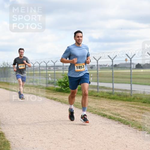14.09.2025 - Airport Race Dr. Thomas Lammeyer http://msf.ph/oto/8862208 14.09.2025 12:00:46 Laufen 4112, 1853 meine-sportfotos.de