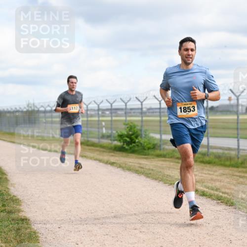 14.09.2025 - Airport Race Dr. Thomas Lammeyer http://msf.ph/oto/8862211 14.09.2025 12:00:47 Laufen 112, 1853 meine-sportfotos.de