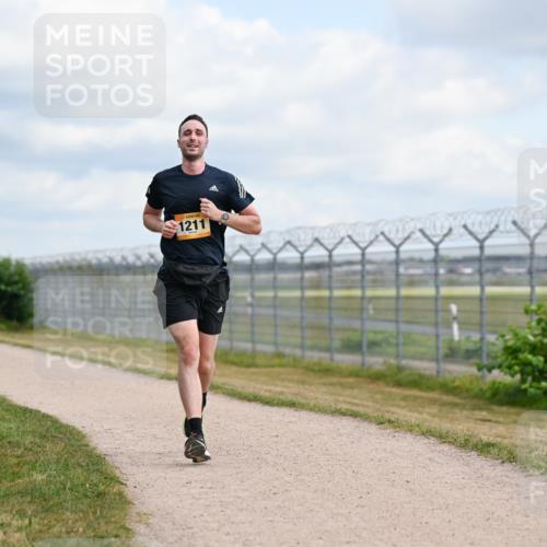 14.09.2025 - Airport Race Dr. Thomas Lammeyer http://msf.ph/oto/8862236 14.09.2025 12:00:52 Laufen 1211 meine-sportfotos.de
